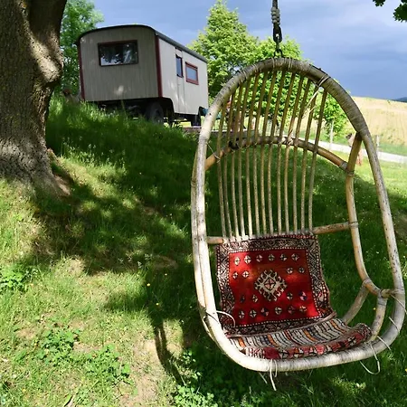 Holiday home Leopold Der Lamahuetewagen